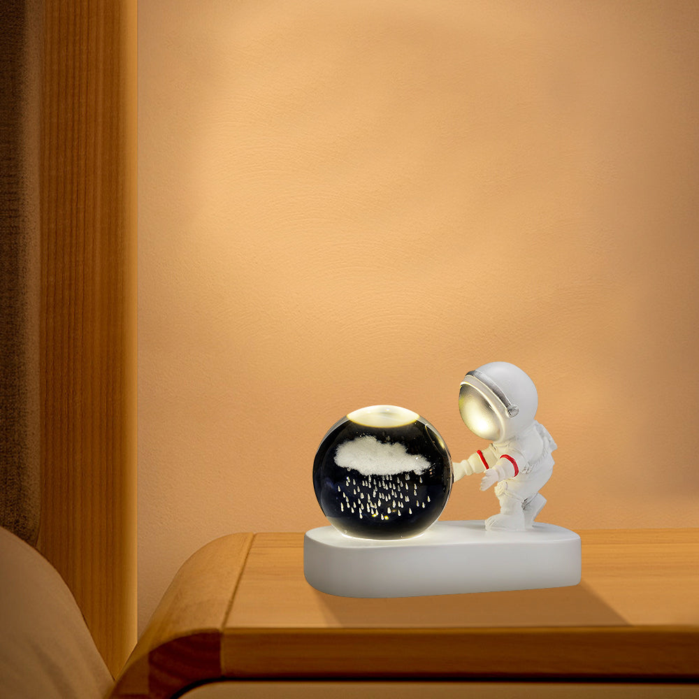Astronaut 3D Crystal Ball Night Light for Home Décor - USB Plugged In_14