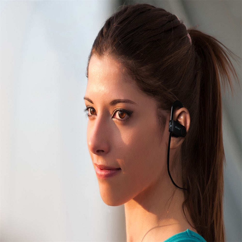 U8 Bluetooth wireless sports headset- USB Charging_5