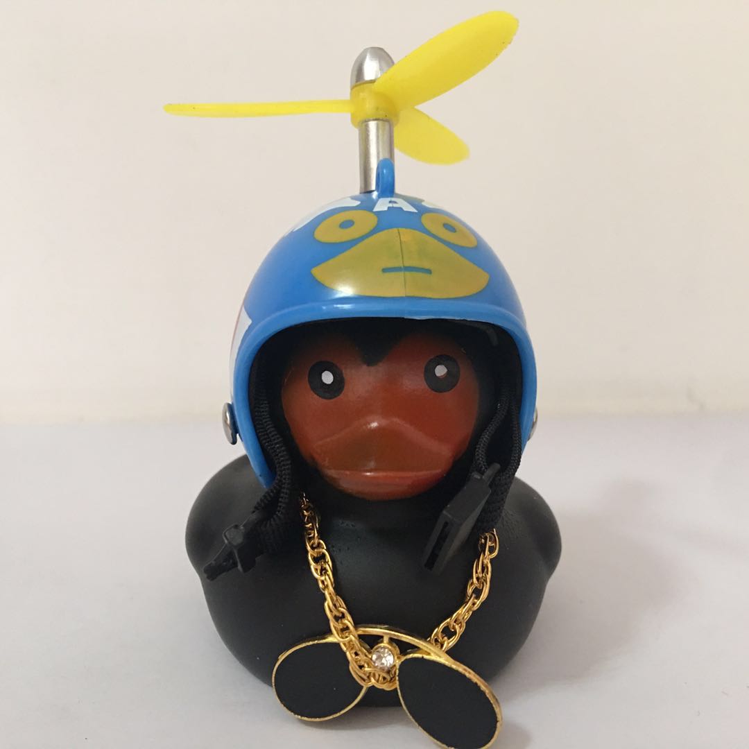 Small Rubber Black Duck Glasses Necklace Interior Ornament Cute Dcoration Accessories for A Car with Helmet Motorcycle Propeller